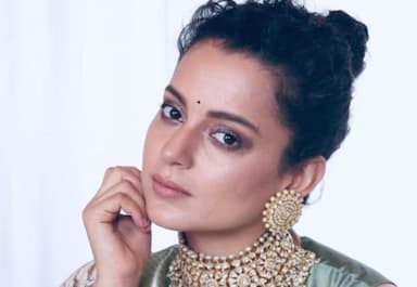 kangana-ranauts-twitter-account-temporarily-restricted