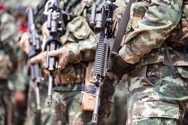 ottawa-to-fast-track-purchase-of-weapons-for-canadian-troops-in-europe-minister