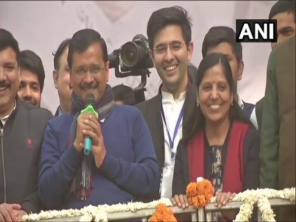 delhi-aap-on-course-for-a-sweeping-victory