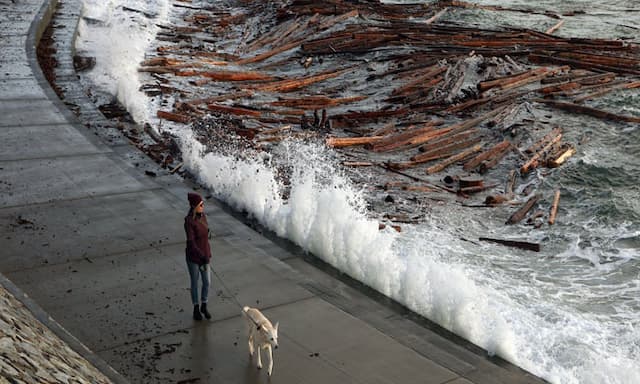 Environment Canada warns of strong winds across B.C. south coast starting Monday - https://cdn.connectfm.ca/Environment-Canada_2026-04-06-142025_xpiw.jpg