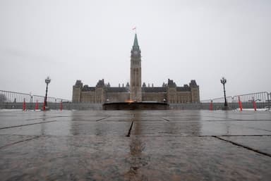 liberal-party-mps-meet-for-three-day-session-hoping-trudeau-hears-their-concerns