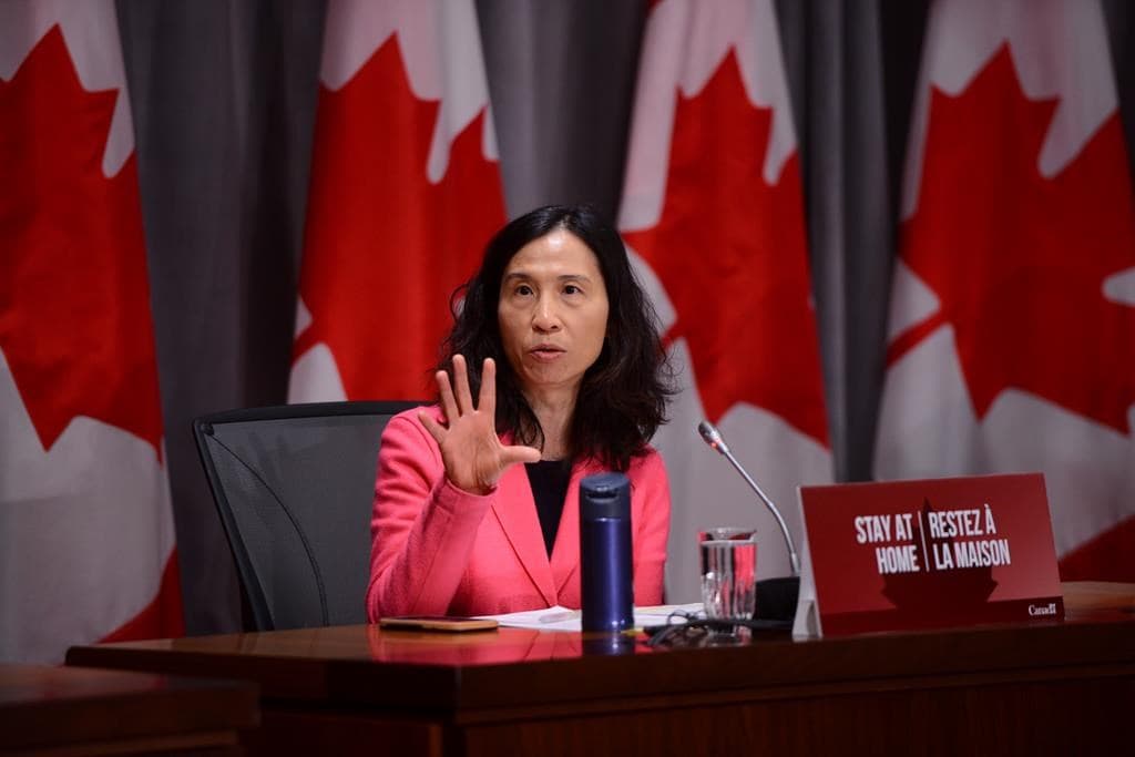 canadas-chief-public-health-officer-advising-extreme-caution-about-reopening-the-canada-us-border