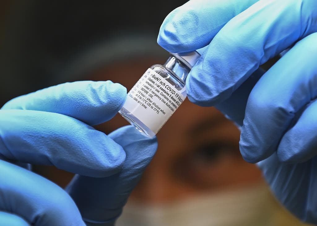 covid-19-outbreak-at-a-mine-in-b-c-now-includes-42-cases