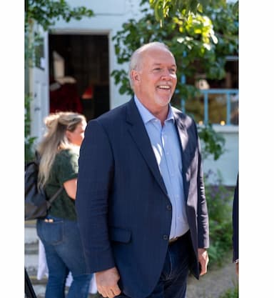 premier-horgan-calls-pm-trudeau-after-minority-govt