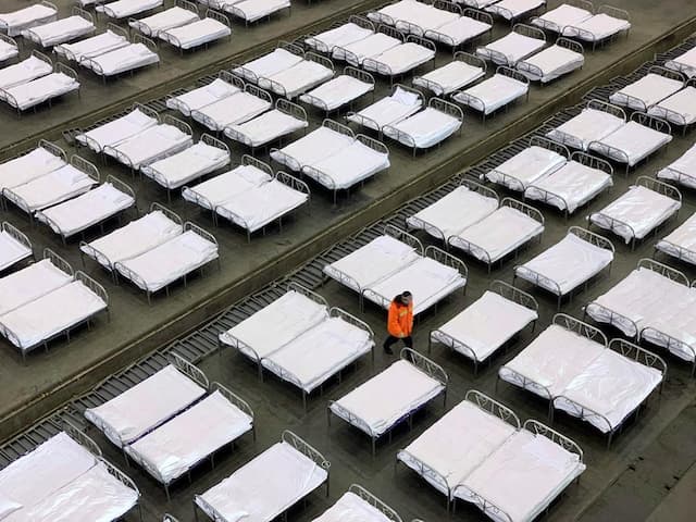 Disturbing numbers from China, as virus death toll goes past 700 - https://cdn.connectfm.ca/FFE853CE-6924-451D-AAAD-237553D63982_Story467876_677076.jpg