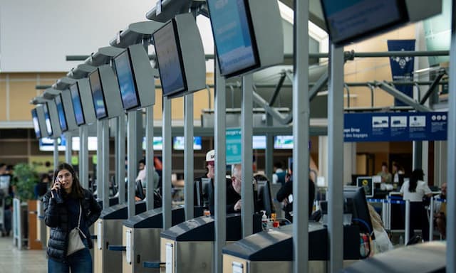 WestJet resumes normal operations after flight attendant strike - https://cdn.connectfm.ca/Flight_2026-08-05-175720_beza.jpg