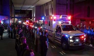 gunman-who-killed-4-at-manhattan-office-building-was-targeting-nfl-headquarters-mayor-says