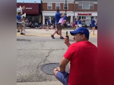 us-6-killed-24-injured-in-illinois-july-4th-parade-in-highland-park