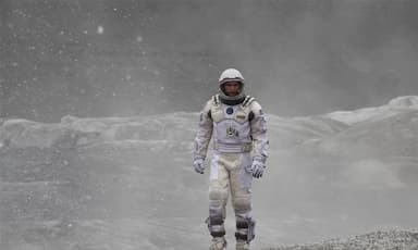 interstellar-is-back-in-cinemas-due-to-public-demand