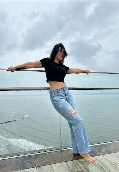 punjabi-singer-jasmine-sandlas-share-her-new-look