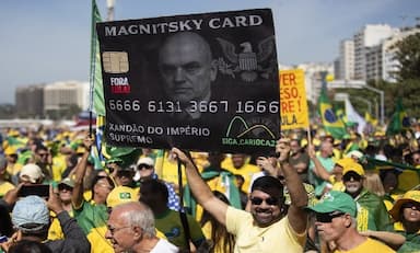 brazils-supreme-court-has-ordered-the-house-arrest-for-former-president-jair-bolsonaro