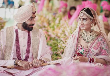 india-pacer-jasprit-bumrah-ties-knot-with-sanjana-ganesan