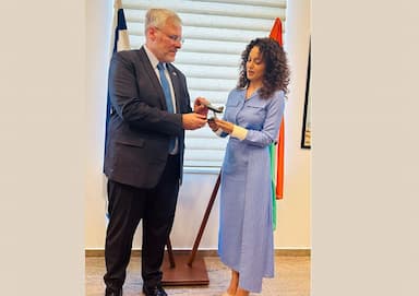 kangana-ranaut-meets-israel-ambassador-in-delhi