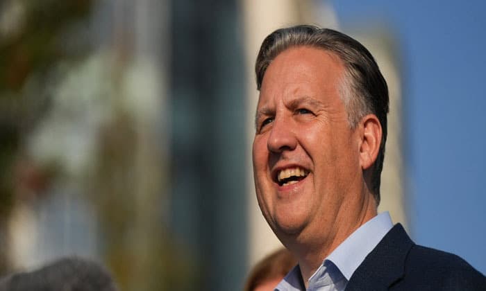 former-vancouver-mayor-alleges-b-c-cabinet-minister-under-investigation