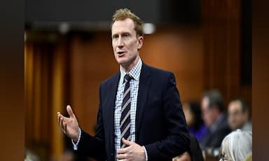 international-students-will-be-allowed-to-work-24-hours-a-week-starting-in-september