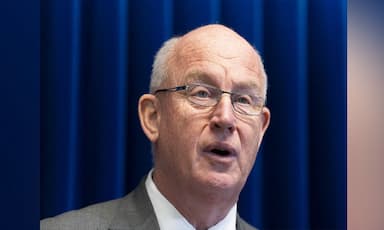 surrey-city-council-postpones-vote-on-salary-increase-for-mayor-and-councillors