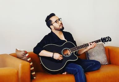 punjabi-singer-mika-singh-initiates-langar-seva