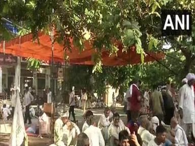 farmers-continue-sit-in-protest-at-mini-secretariat-in-karnal