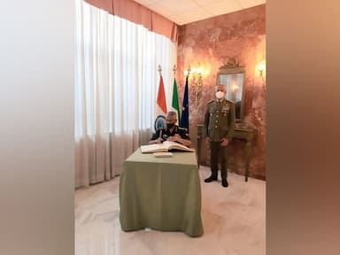 army-chief-naravane-discusses-bilateral-defence-cooperation-with-italian-defence-minister