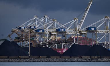 federal-government-unveils-vancouver-port-strategy-focused-on-trade-growth-and-major-infrastructure