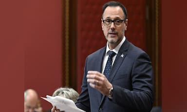 quebec-government-tables-legislation-to-limit-number-of-international-students