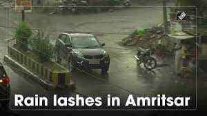 rain-lashes-in-amritsar