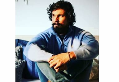 randeep-hooda-apologized-at-the-golden-temple-before-cutting-his-hair