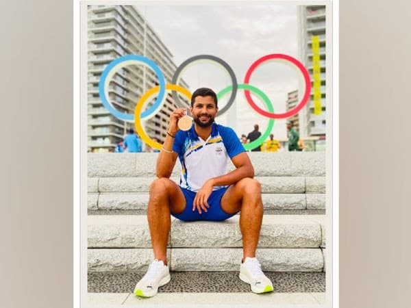 india-hockey-star-rupinder-pal-singh-hangs-his-boots