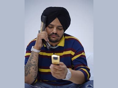 sidhu-moosewalas-father-gets-death-threat-1-held