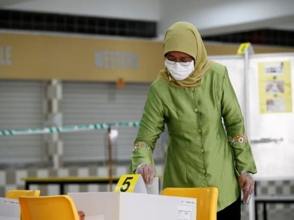 singapore-president-halimah-yacob-tests-positive-for-covid-19