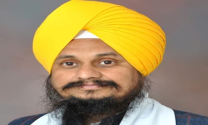 sgpc-rejects-giani-harpreet-singhs-resignation