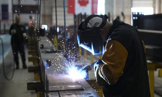 Canada Loses 42,000 Jobs in August as Labour Market Weakens - https://cdn.connectfm.ca/Statistics-Canada_2026-09-04-134315_iumd.jpg