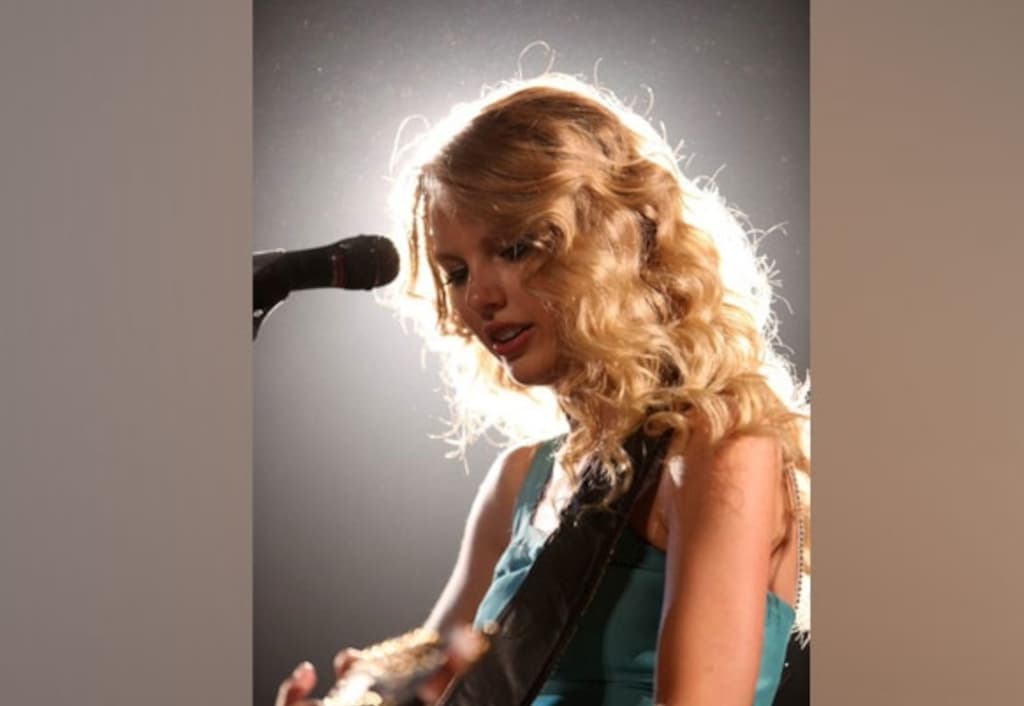 taylor-swift-breaks-the-beatless-54-years-chart-record