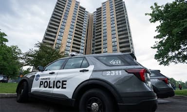toronto-police-officer-dies-after-being-shot-during-search-warrant-execution-in-north-york