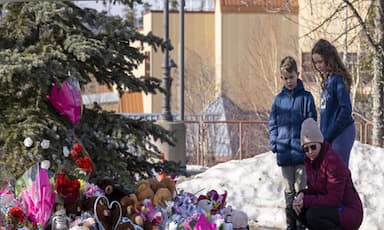 national-leaders-to-attend-vigil-in-tumbler-ridge-following-mass-shooting