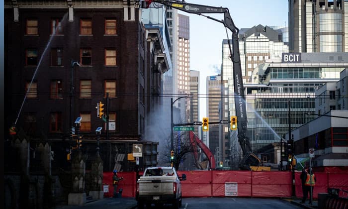 vancouver-heritage-building-demolished-over-risk-of-collapse