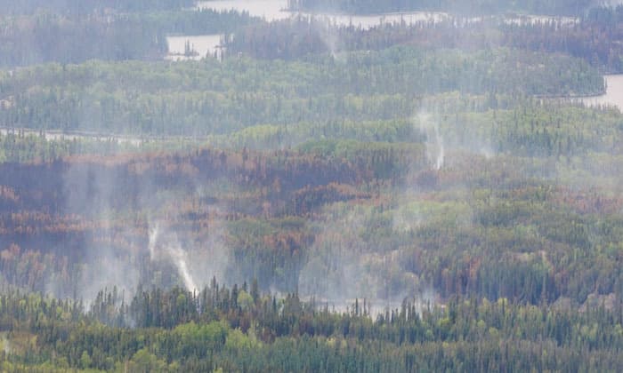 wildfires-force-evacuations-of-garden-hill-snow-lake-in-manitoba