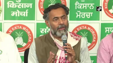women-to-lead-farmers-protest-on-womens-day-yogendra-yadav