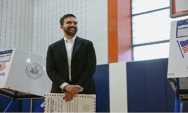 zohraan-mamdani-becomes-new-york-citys-first-muslim-mayor-after-defeating-andrew-cuomo