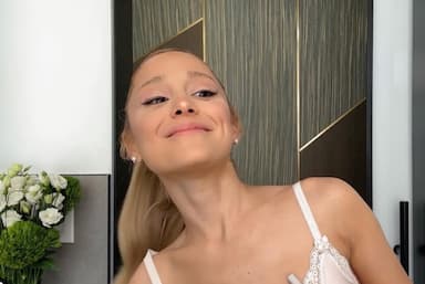 popstar-ariana-grande-files-for-divorce-from-husband