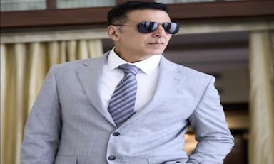 akshay-kumar-insures-650-stunt-professionals