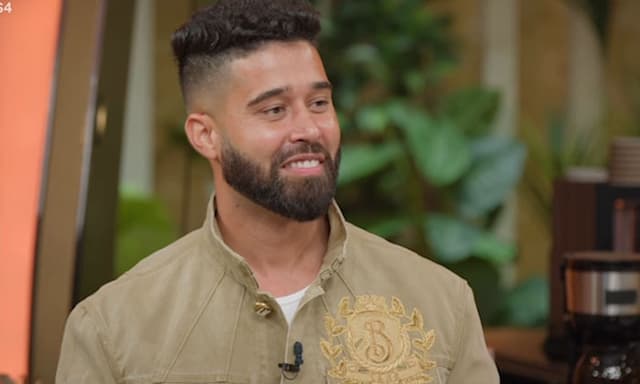 AP Dhillon Unveils New Song on Kapil Sharma’s Show - https://cdn.connectfm.ca/ap-dhilon_2026-02-12-172203_ghxb.jpg