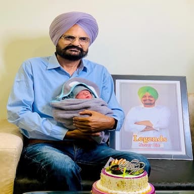 sidhu-moosewalas-father-accused-the-administration-of-harassing-him-regarding-the-legal-documents-of-the-newborn-child