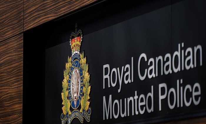 head-on-crash-kills-family-of-three-including-infant-in-agassiz-b-c