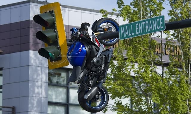 Motorcyclist seriously injured in Delta crash that left bike suspended from traffic light - https://cdn.connectfm.ca/byick_2026-05-11-130156_noie.jpg
