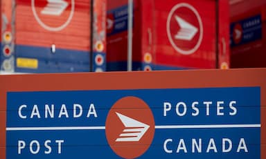 canada-post-returns-to-full-service-for-domestic-parcels-letters-still-delayed