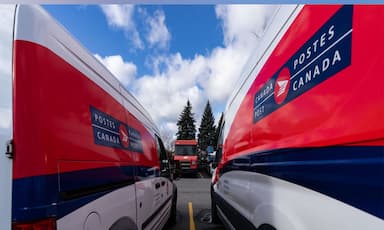 canada-post-union-to-lift-overtime-ban-stop-delivering-flyers