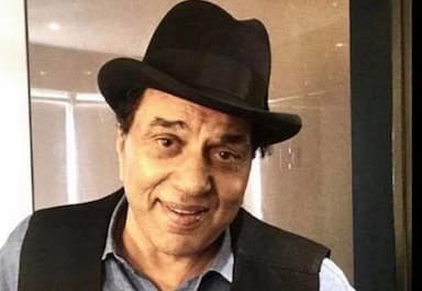 dharmendra-gets-covid-19-vaccine-shot-to-inspire-all