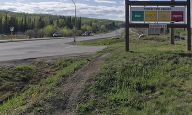 crews-fighting-wildfires-near-fort-nelson-hope-skies-open-up-after-rainy-thursday