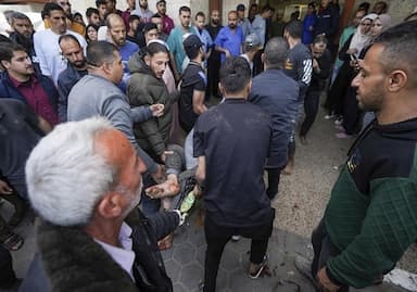 palestinians-say-israeli-troops-have-withdrawn-from-gazas-main-hospital-after-2-week-raid
